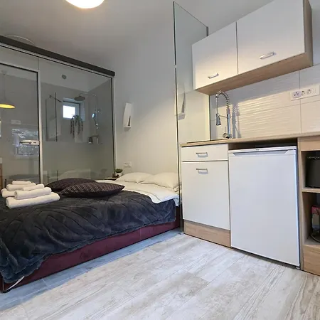 Cozy Maksimir Condo Near Kvatric Zagreb Exterior photo
