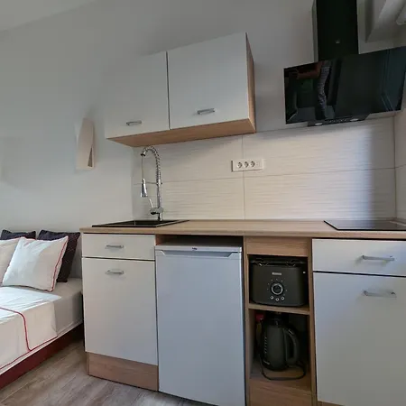 Cozy Maksimir Condo Near Kvatric Zagreb Exterior photo