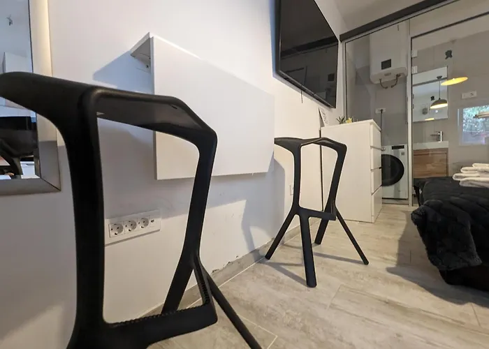 Cozy Maksimir Condo Near Kvatric