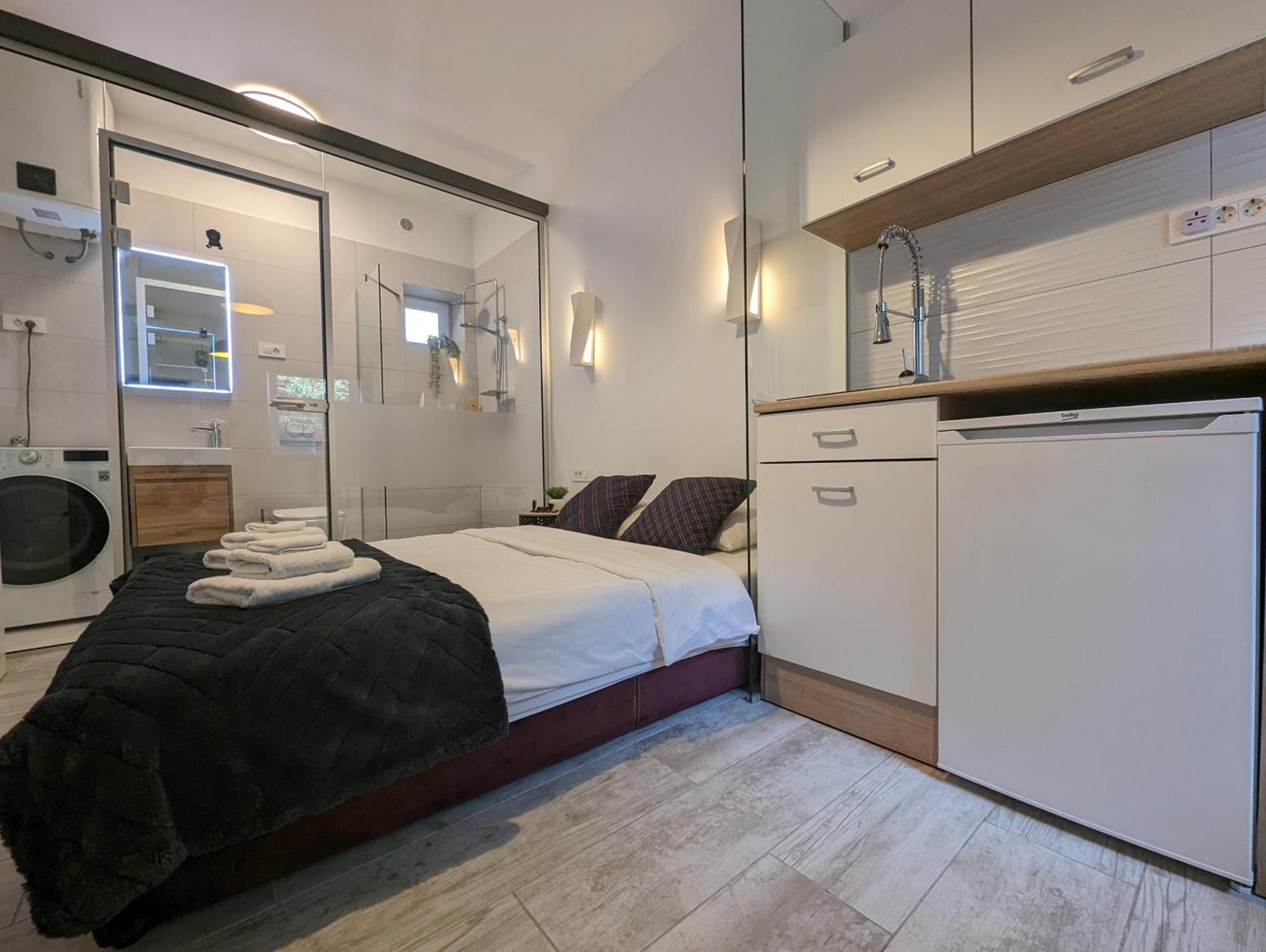 Cozy Maksimir Condo Near Kvatric *