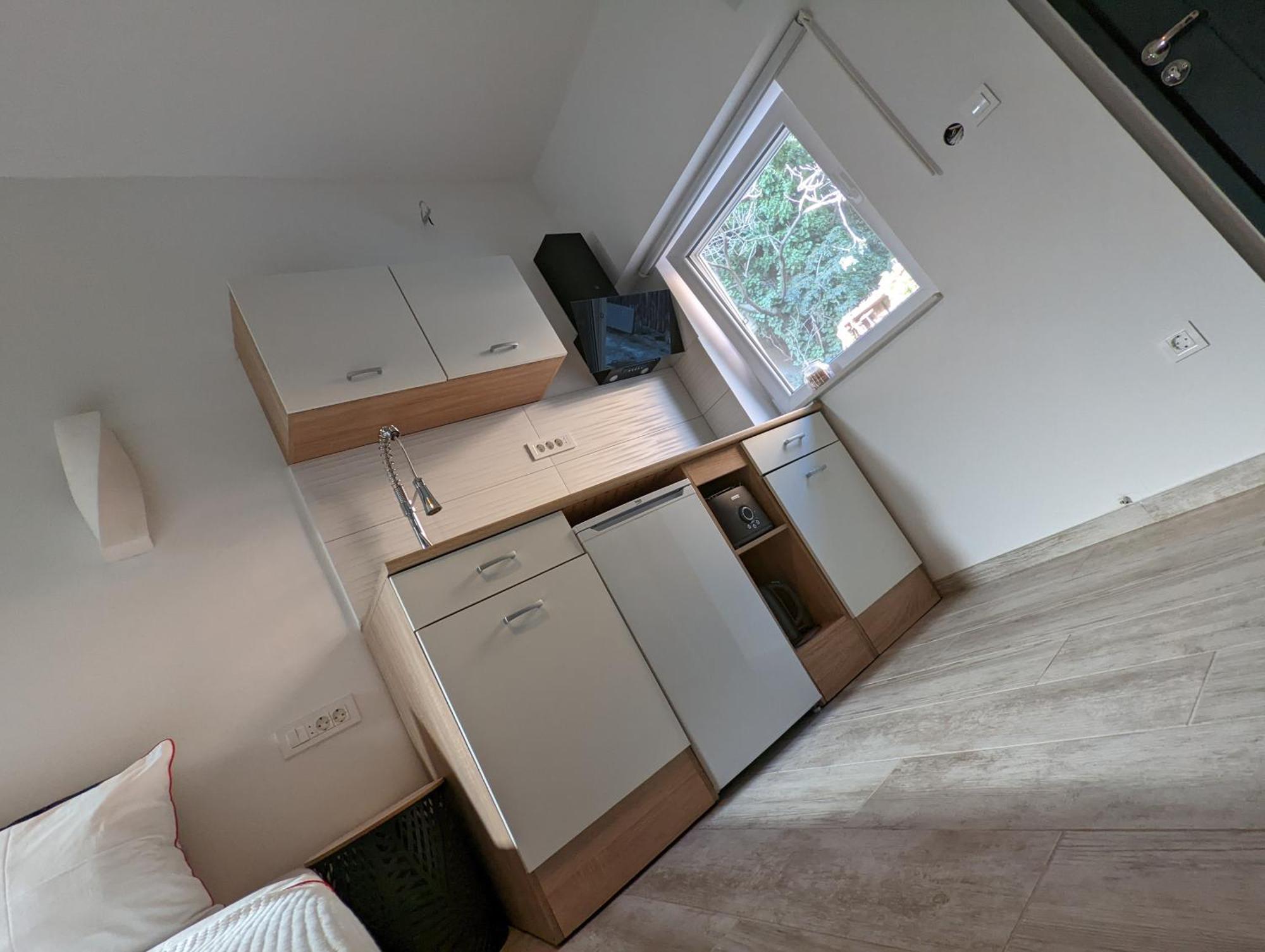 Cozy Maksimir Condo Near Kvatric * Zagreb